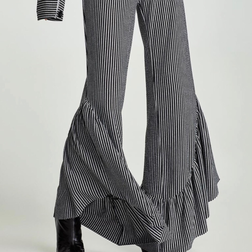 ZARA TRAFALUC FRILLED TROUSERS